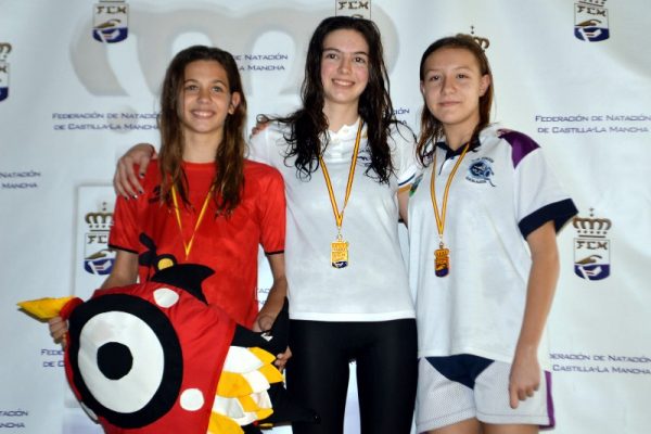 María Cortijo - 100 braza alevín