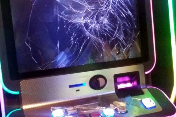 Los daños causados en el salón de juegos ascienden a 1.000 euros